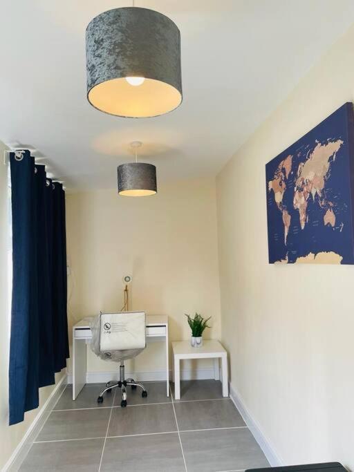 Superb And Comfortable 3Bd Home In Dagenham Dış mekan fotoğraf