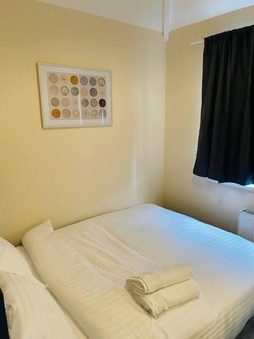 Superb And Comfortable 3Bd Home In Dagenham Dış mekan fotoğraf