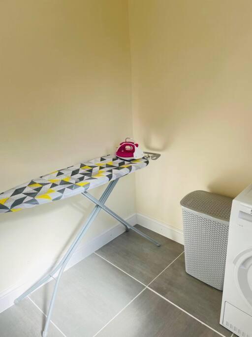 Superb And Comfortable 3Bd Home In Dagenham Dış mekan fotoğraf